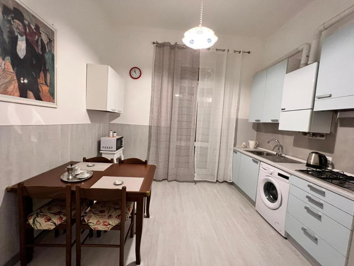 Savona Casa Vacanze Vicino Mare 3 Minuti Wifi المظهر الخارجي الصورة